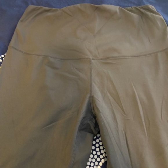 Black Maternity Leggings - XL - Picture 2 of 3